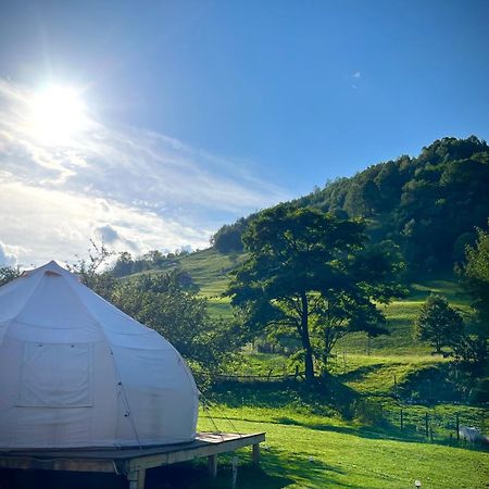 בראן Flore'S Garden Glamping מראה חיצוני תמונה