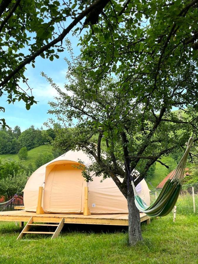 בראן Flore'S Garden Glamping מראה חיצוני תמונה